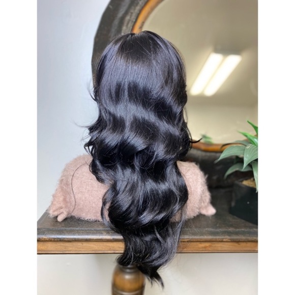 *MAY| LONG 13X4 BLACK FREE PART LACE FRONT WIG - Picture 6 of 6